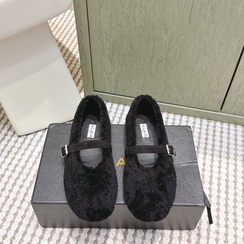 Alaia Flat Shoes